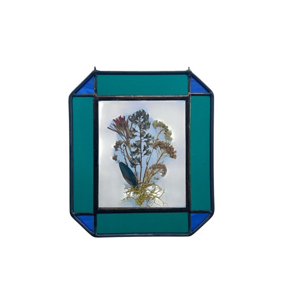 VTG Pressed Flower In Stained Glass Blue Green 6"x7" Window Hanging Decor